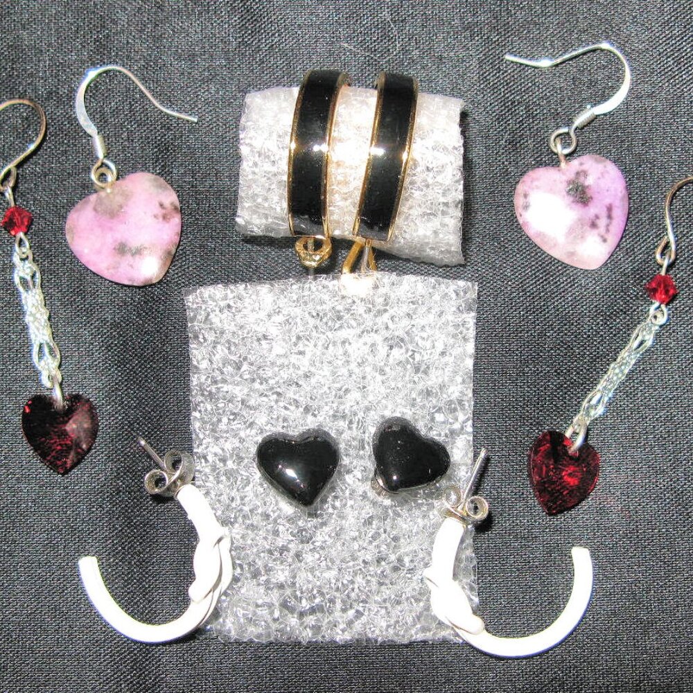 5 PAIR EARRINGS VINTAGE MONET, BLACK/GOLD HOOPS, WHITE HOOPS, 3 W/HEARTS